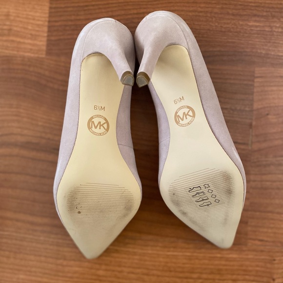 NWT Authentic Michael Kors stilettos - Picture 5 of 8